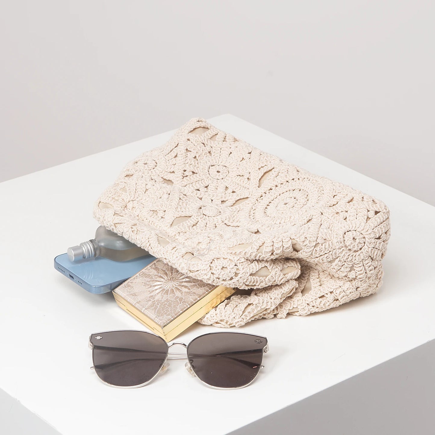 Capri Clutch
