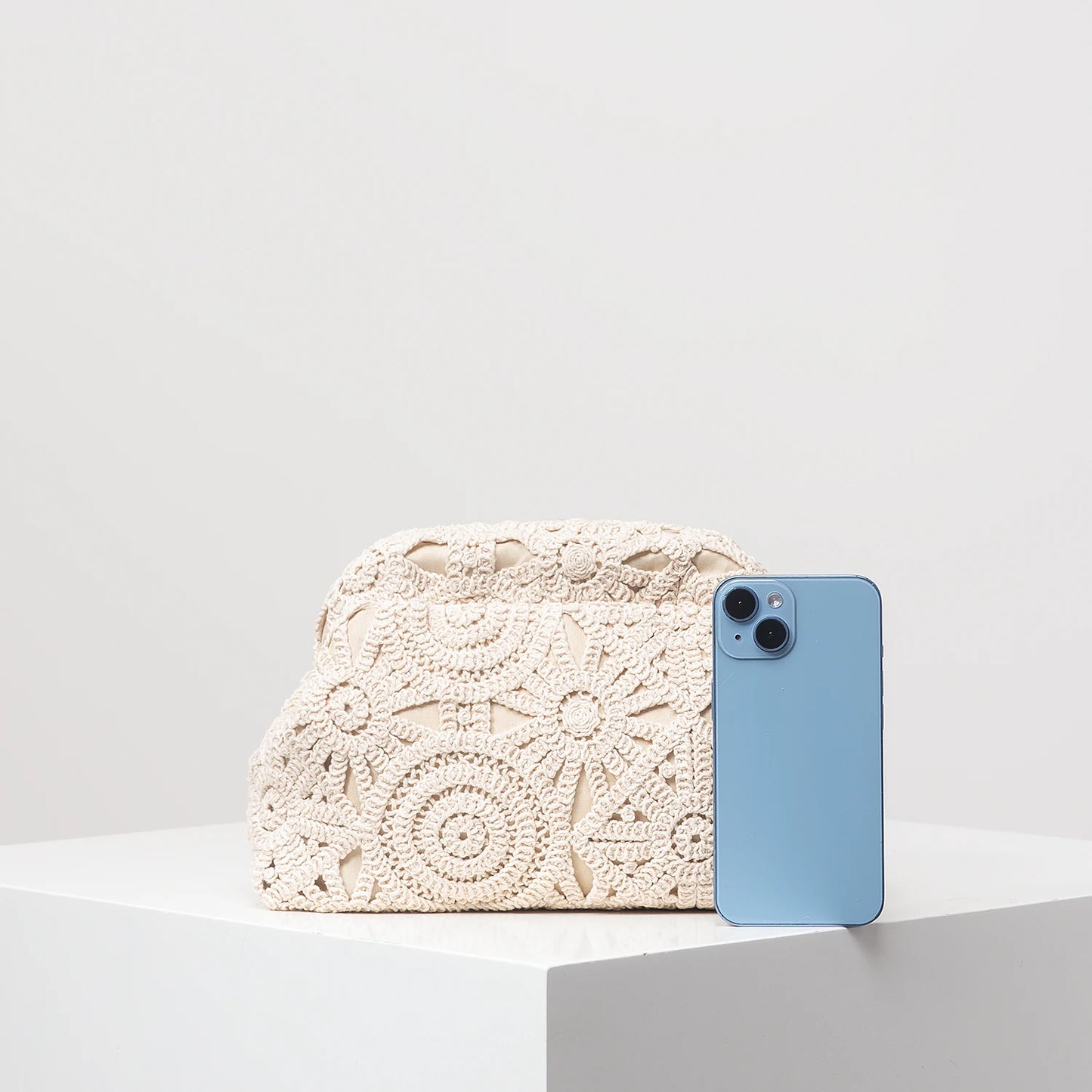 Capri Clutch